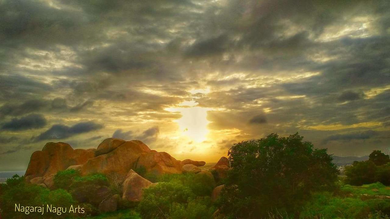 Hotel Ravi Mayur International Chitradurga Esterno foto